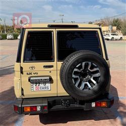 تويوتا لاند كروزر 76